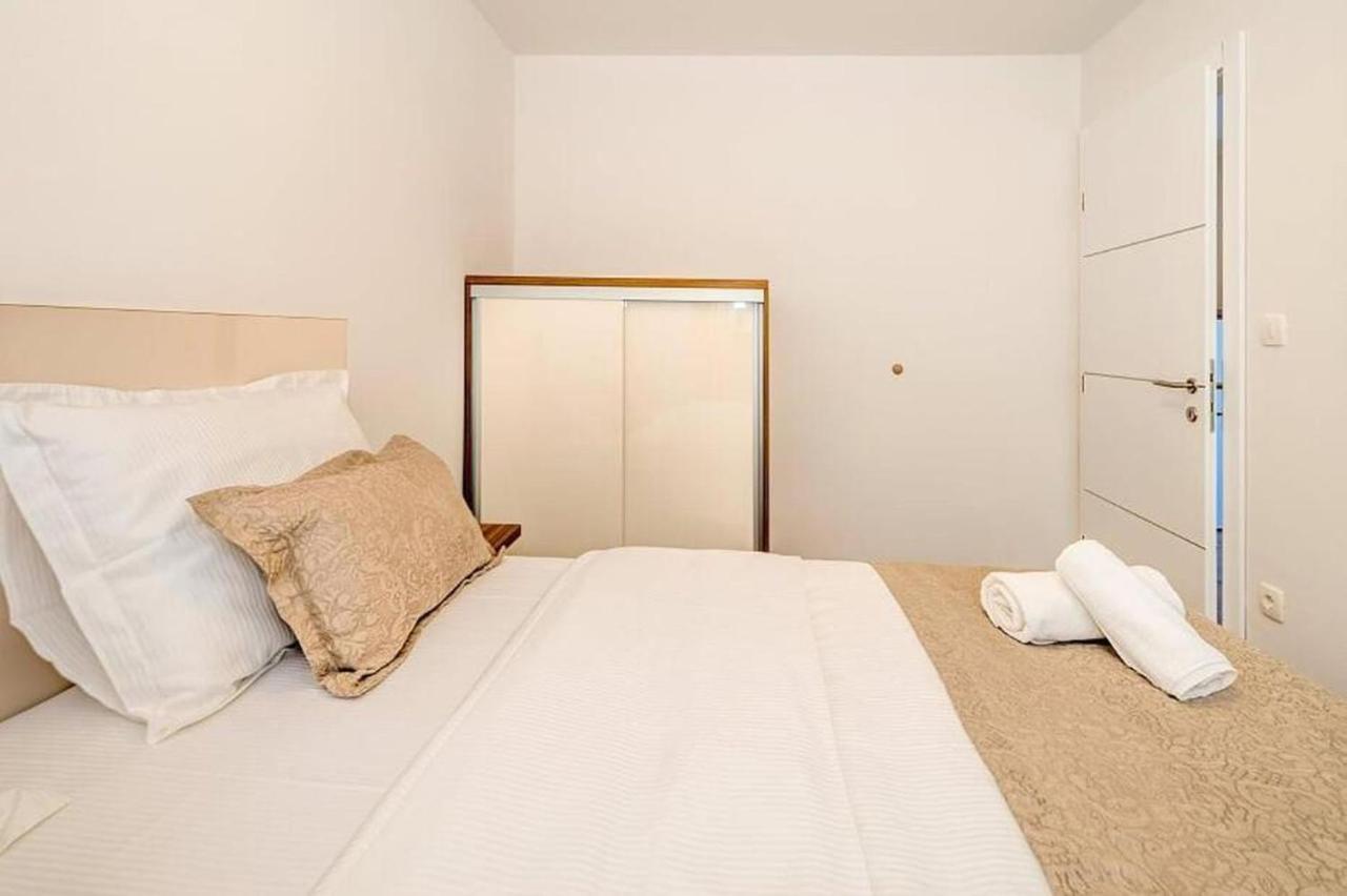 Villa Ivo Apartmani Promajna Exteriér fotografie